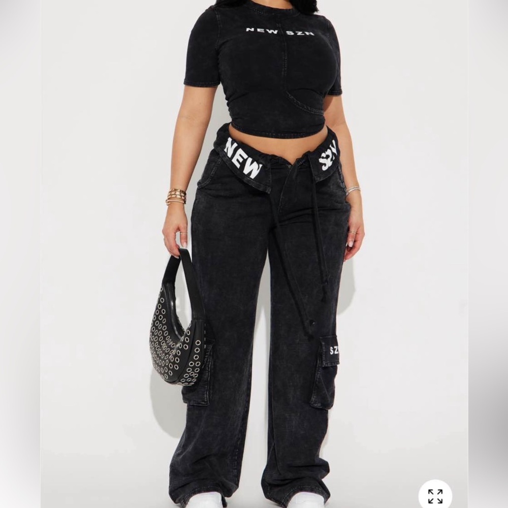 Cargo two piece set